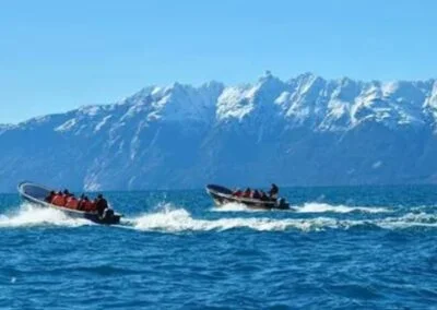Navegación en Puerto Río Tranquilo