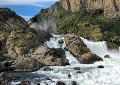 Salto del Río Ibáñez en Puerto Ingeniero Ibáñez