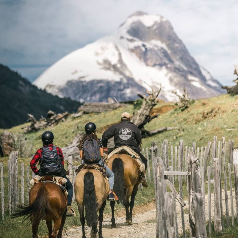 Alto Murta - Cabalgatas en el Lago General Carrera