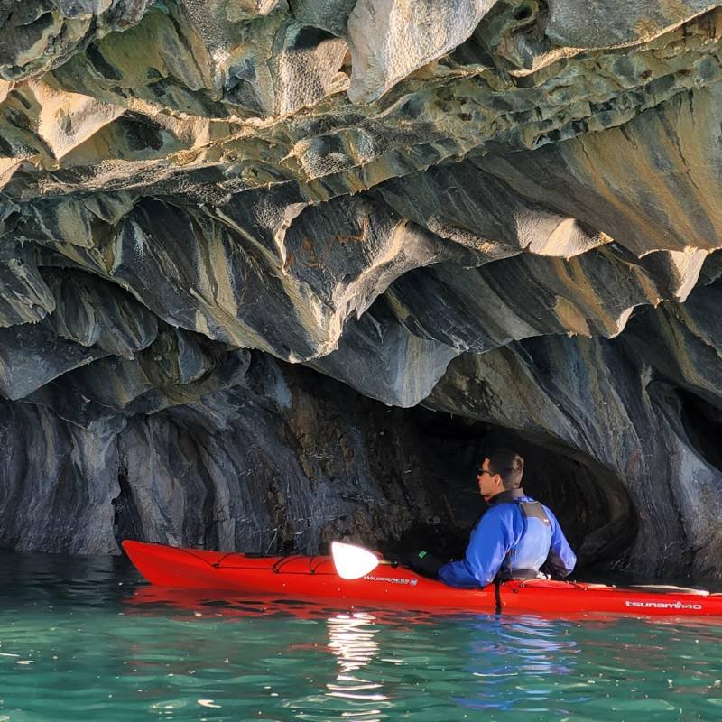 Kayak Capillas de Mármol - Eco Rutas Patagonia