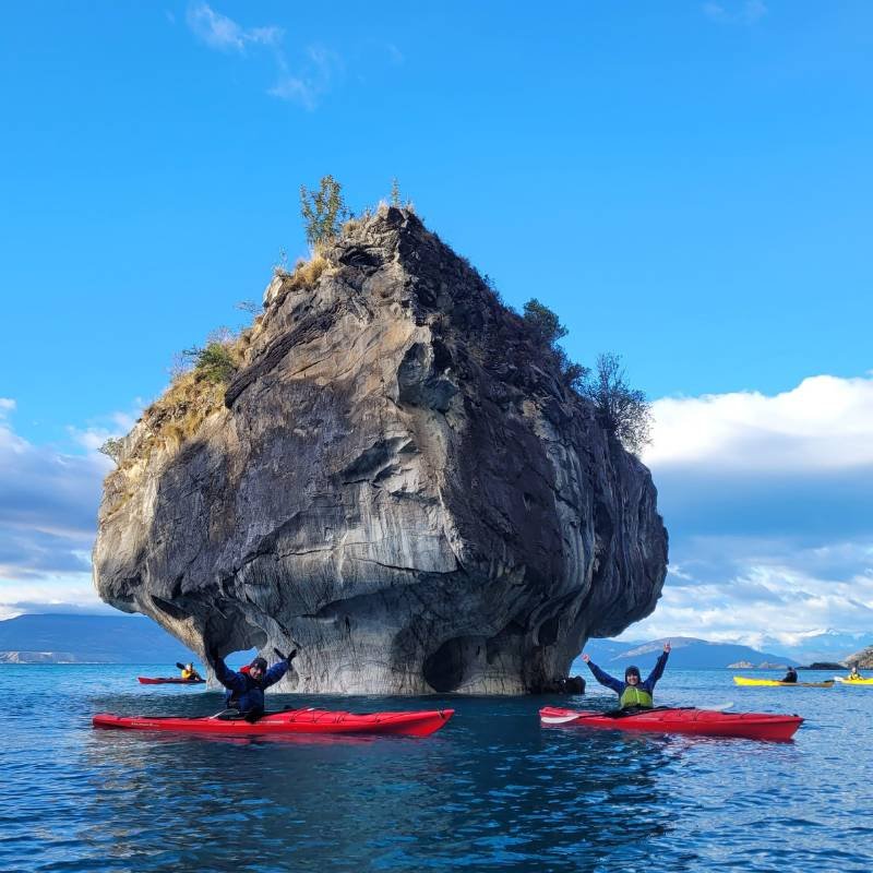 Kayak Capillas de Mármol - Eco Rutas Patagonia