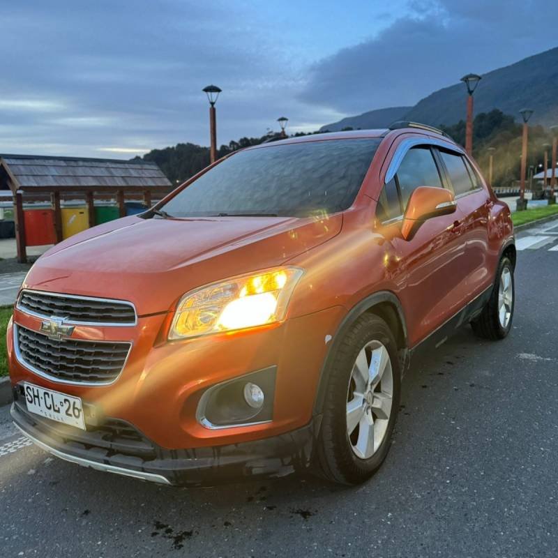 Autorent A y M Chaitén - Chevrolet Trax 2014 - Imagen 2
