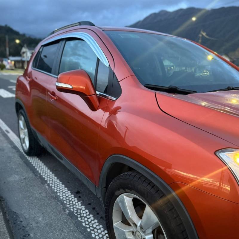 Autorent A y M Chaitén - Chevrolet Trax 2014 - Imagen 5