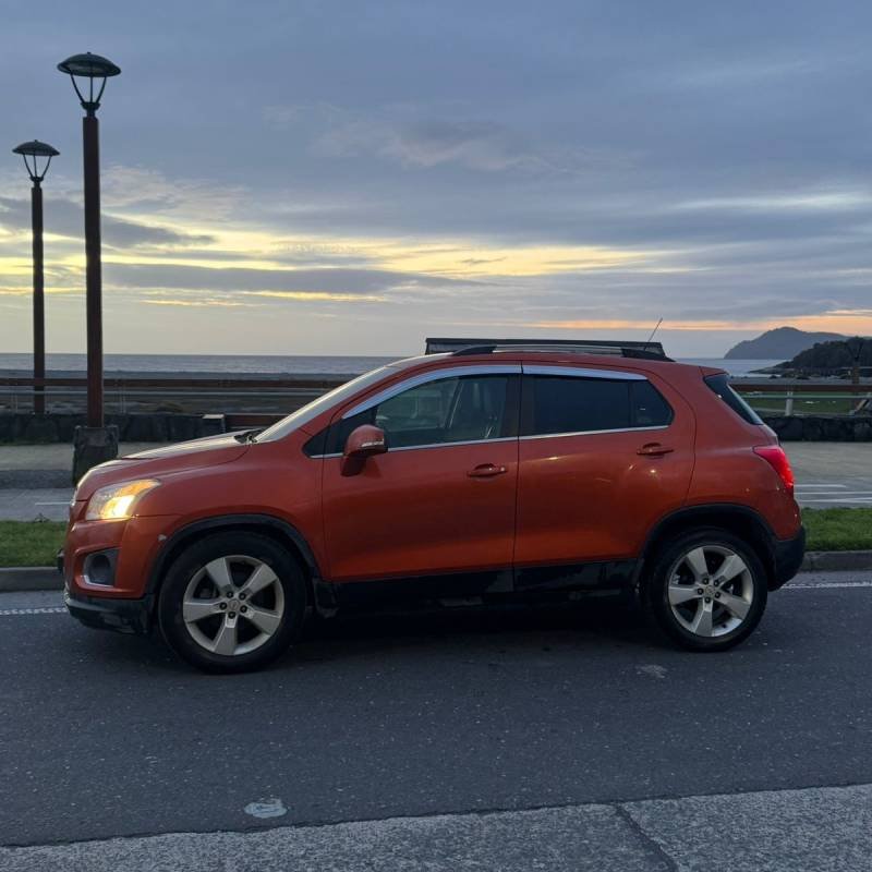 Autorent A y M Chaitén - Chevrolet Trax 2014 - Imagen 6