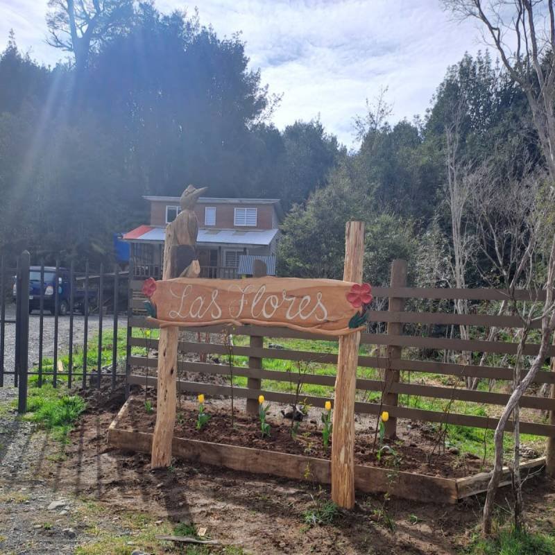 Cabaña Las Flores en Chaitén - Parrilla y terraza