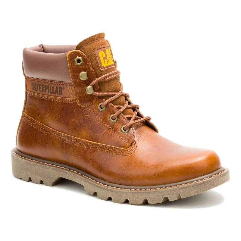 Botín de cuero CAT Colorado hombre color café con suela gruesa y diseño robusto outdoor
