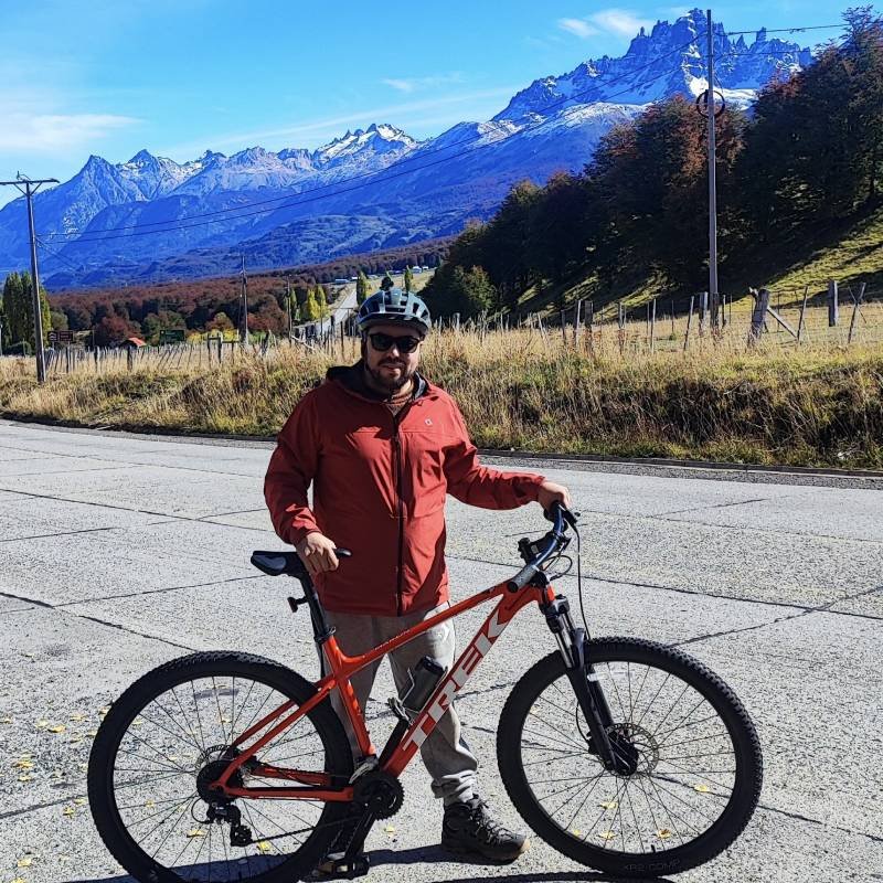 Arriendo de bicicletas Experiencia Brava en Coyhaique 9
