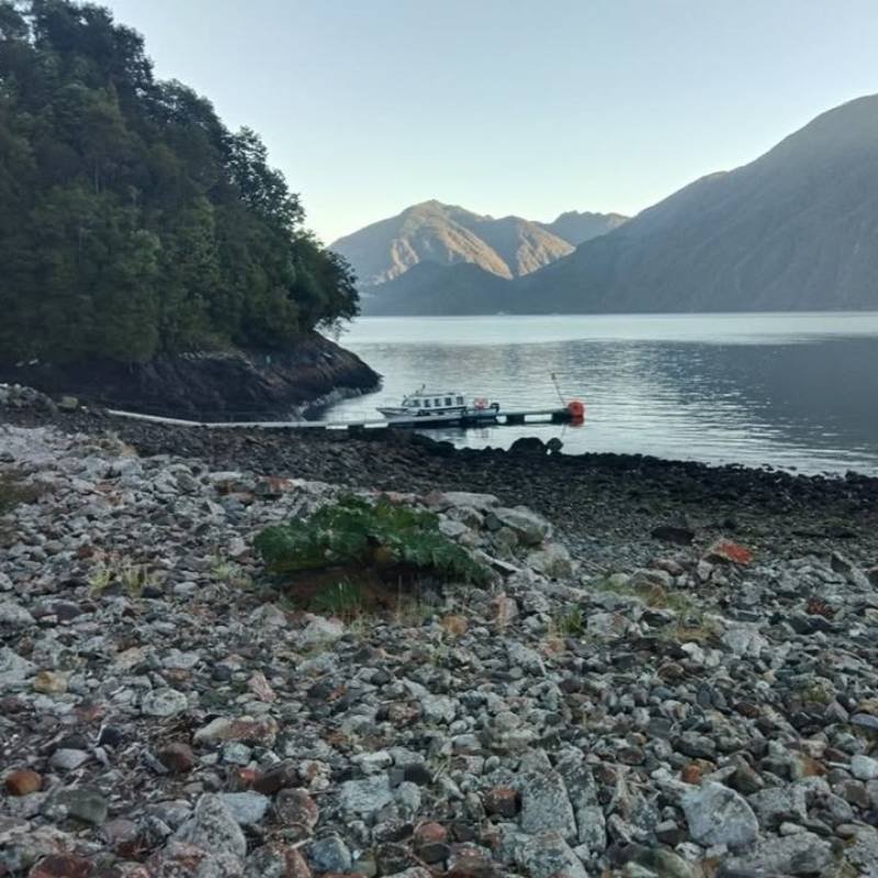 Transportes Mar y Tierra Loyola - Tour al Islote Nihuel en Chaitén 6